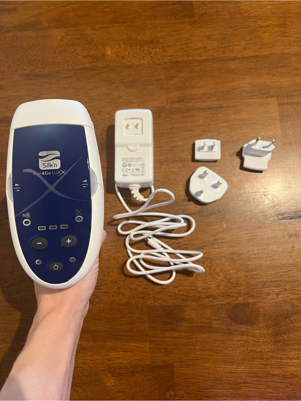 Silk'n Flash&Go LUXX White and Navy Hair Removal Device